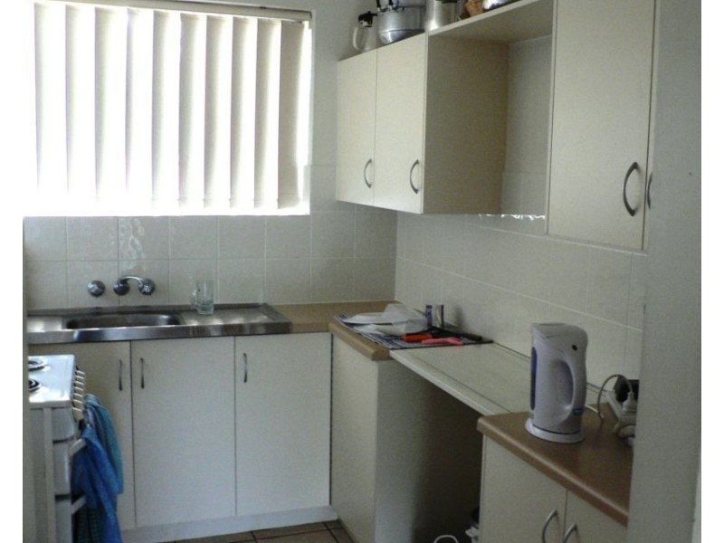 2/11 Lawson Street, Morningside QLD 4170