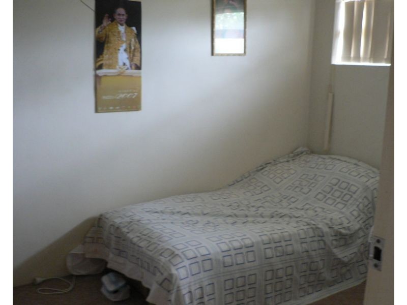 2/11 Lawson Street, Morningside QLD 4170