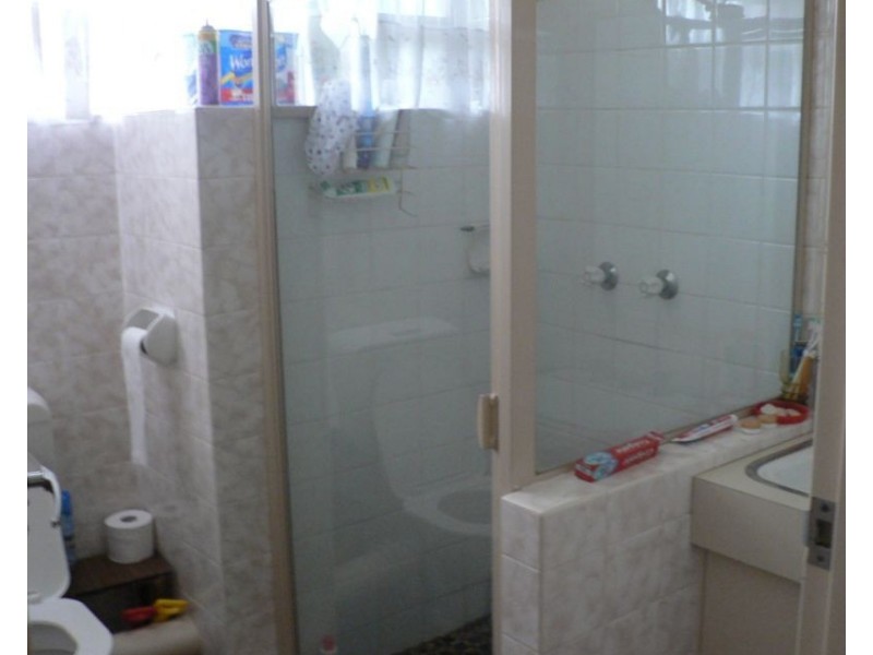 2/11 Lawson Street, Morningside QLD 4170