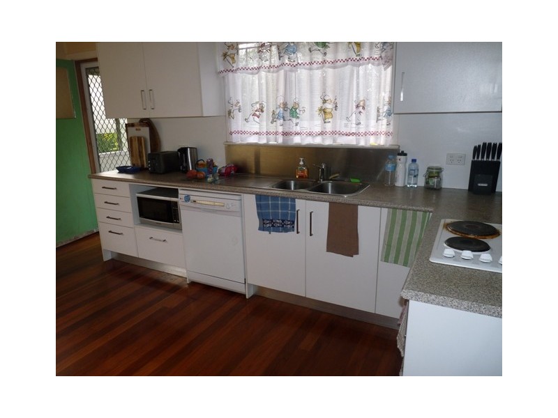 12 Erica Street, Cannon Hill QLD 4170