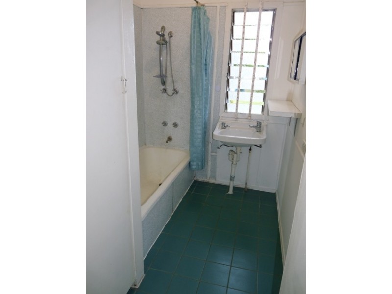 348 Richmond Road, Cannon Hill QLD 4170