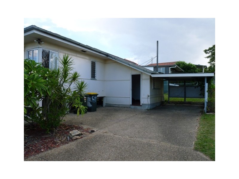348 Richmond Road, Cannon Hill QLD 4170