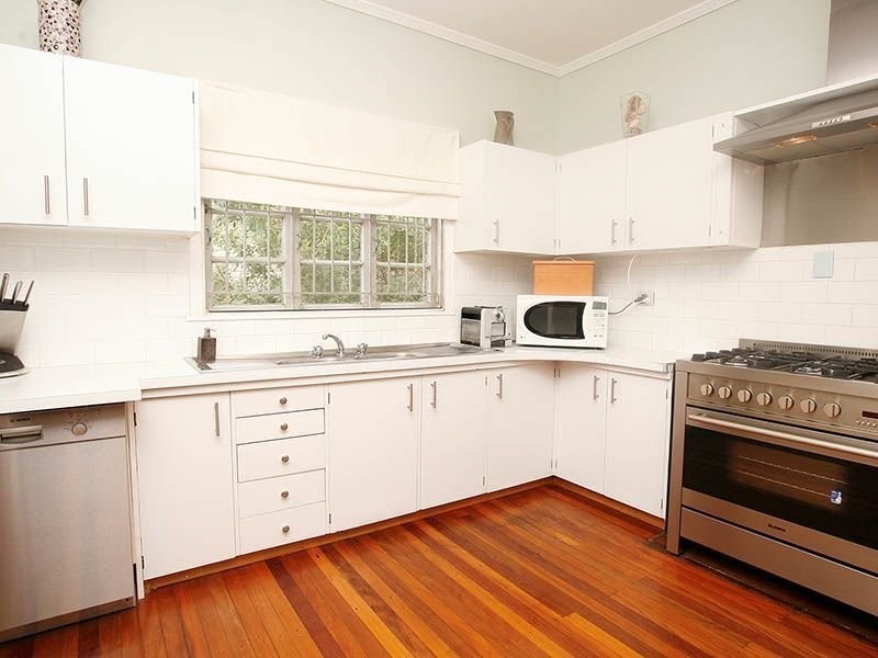 57 Paramount Terrace, Morningside QLD 4170