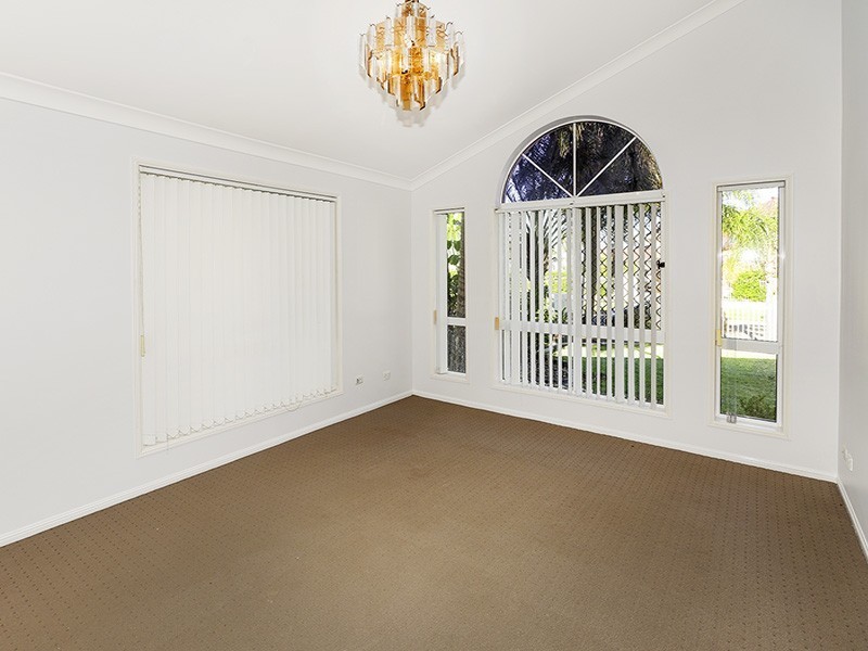 28 Intrepid Court, Newport QLD 4020