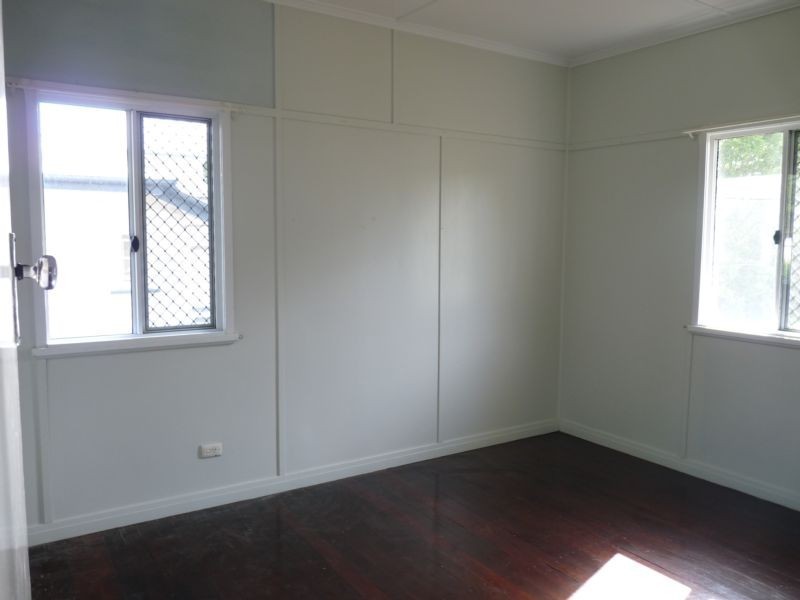 276 Nursery Road, Holland Park QLD 4121