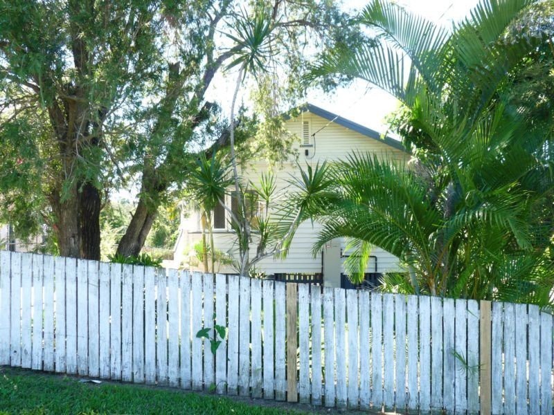 32 Viminal Hills Cres, Seven Hills QLD 4170