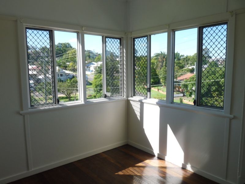 32 Viminal Hills Cres, Seven Hills QLD 4170