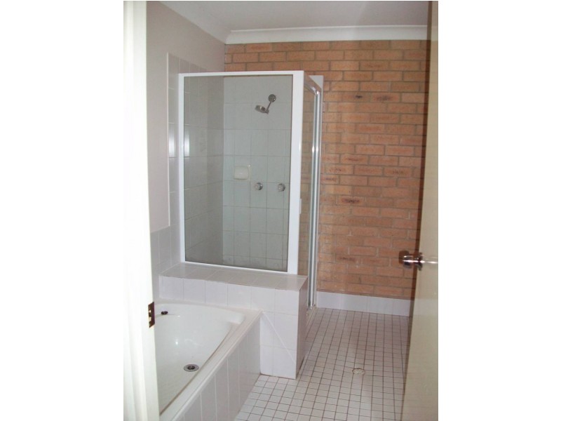 2/31 Agnes Street, Morningside QLD 4170