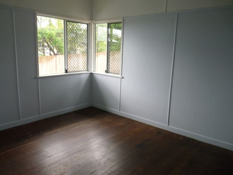 42 Cape Street, Holland Park QLD 4121