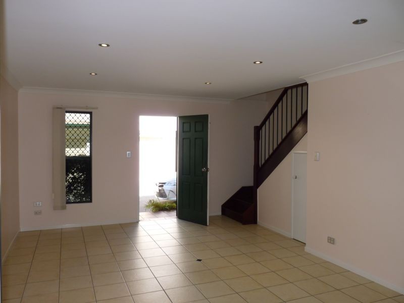 2/104 Richmond Road, Morningside QLD 4170