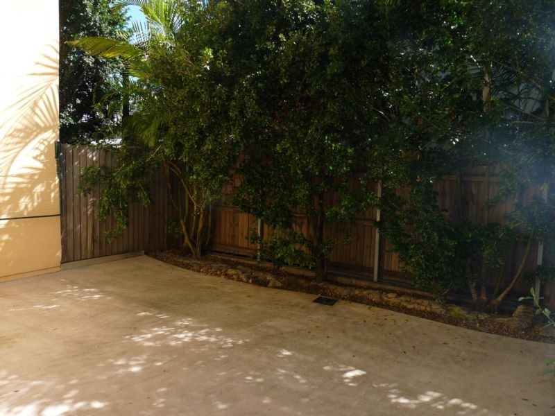 2/104 Richmond Road, Morningside QLD 4170