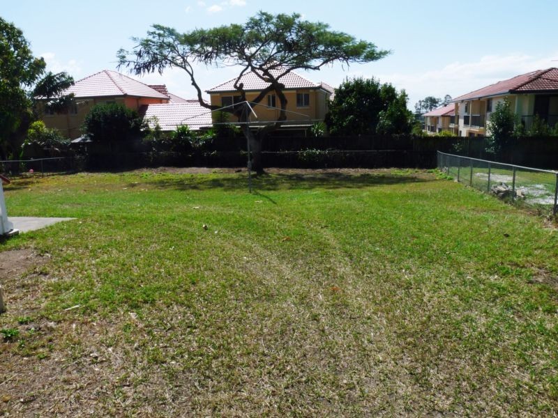 8 Winstanley Street, Carina Heights QLD 4152