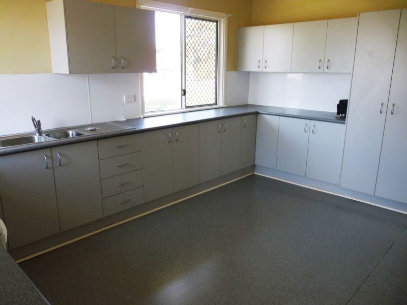 8 Winstanley Street, Carina Heights QLD 4152