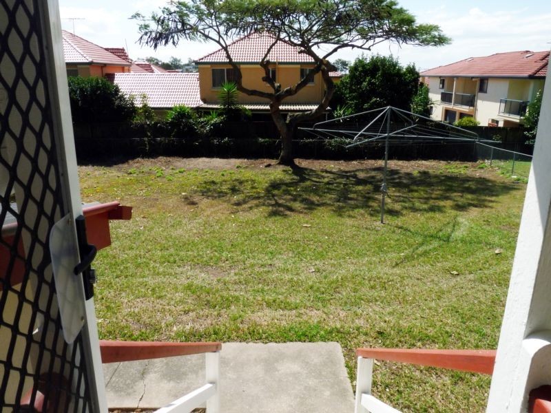 8 Winstanley Street, Carina Heights QLD 4152