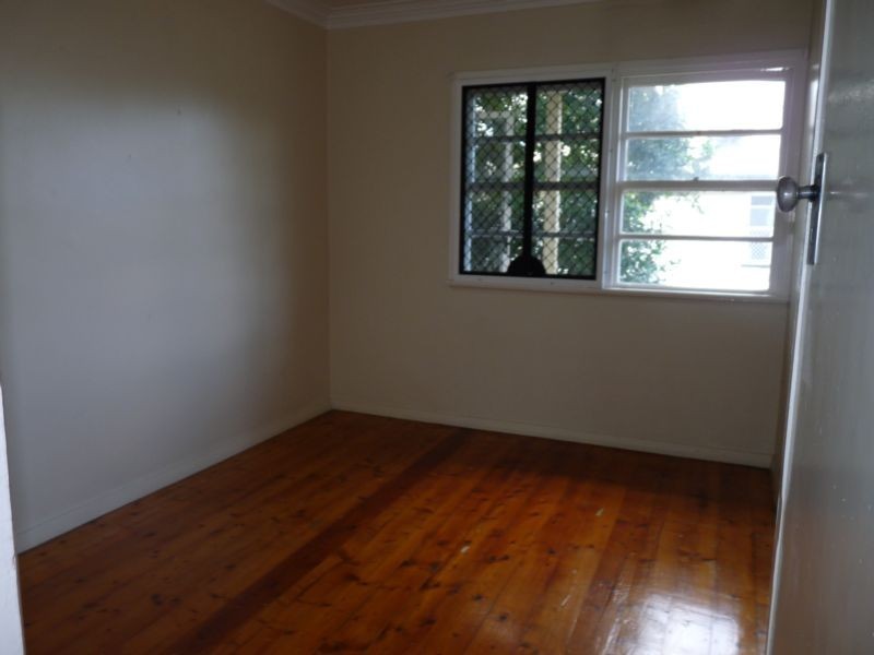 242 Creek Road, Mount Gravatt East QLD 4122