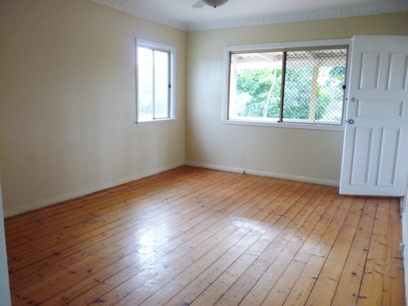 1 Winstanley Street, Carina Heights QLD 4152