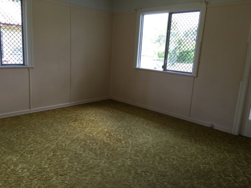 37 Steele Street, Holland Park QLD 4121