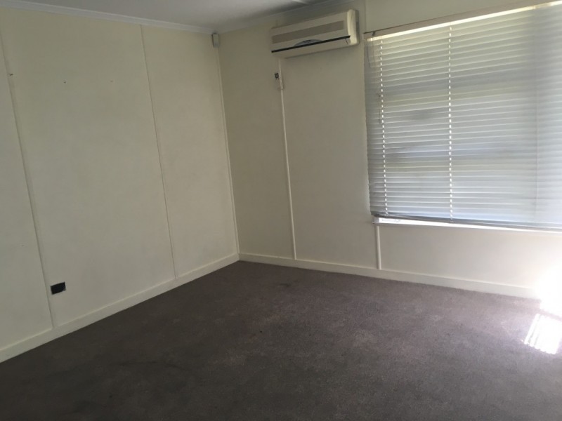 288 Nursery Road, Holland Park QLD 4121