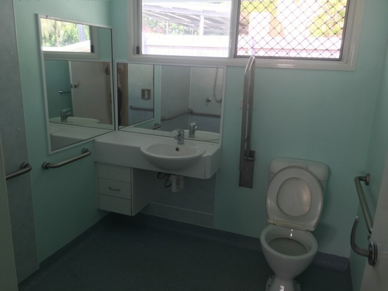 288 Nursery Road, Holland Park QLD 4121