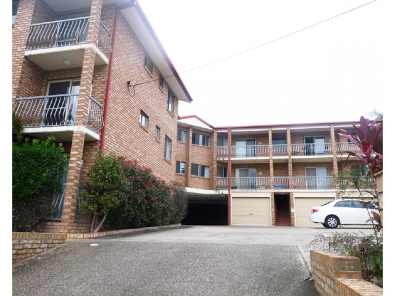 8/52 Miles Street, Hawthorne QLD 4171