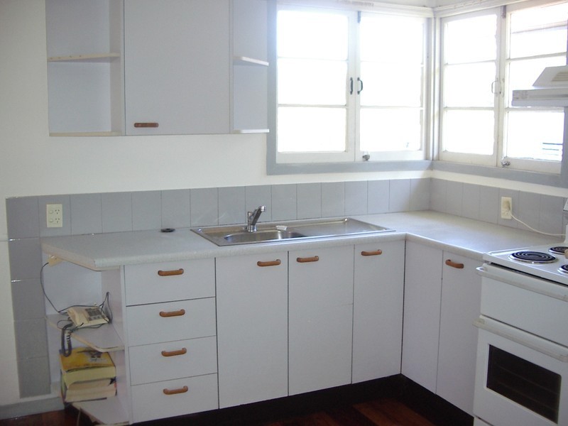 348 Richmond Road, Cannon Hill QLD 4170