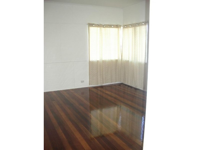 348 Richmond Road, Cannon Hill QLD 4170