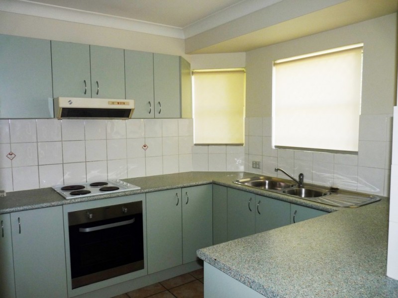 6/64 Miles Street, Hawthorne QLD 4171