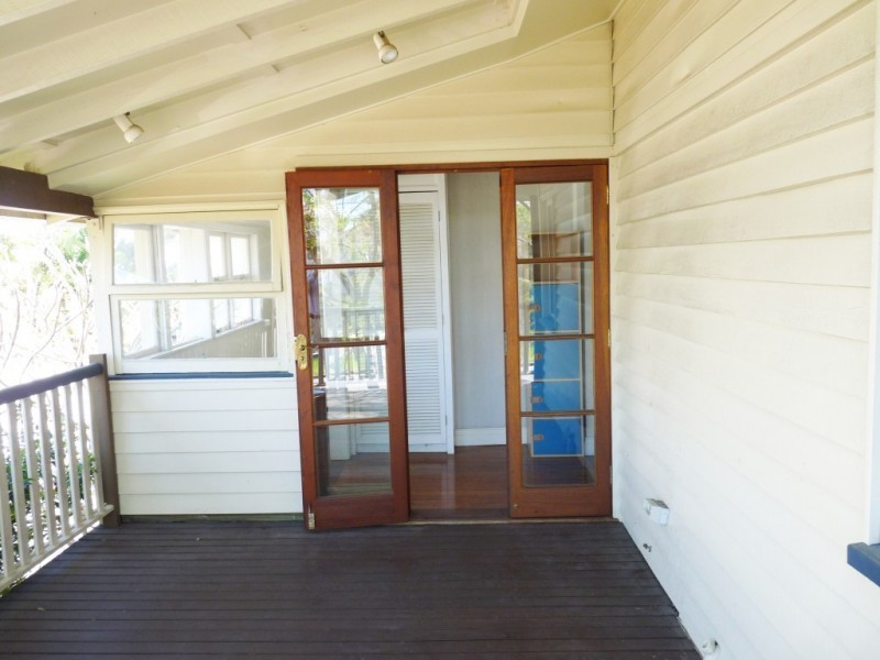 55 Gordon Street, Hawthorne QLD 4171