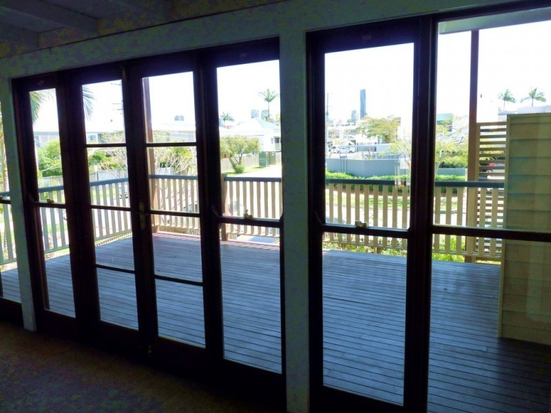 55 Gordon Street, Hawthorne QLD 4171