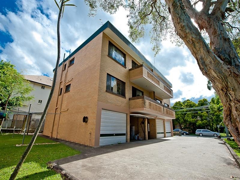 4/65 Franz Road, Clayfield QLD 4011