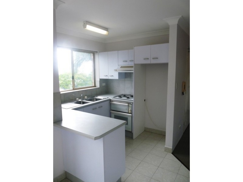 2/52 Miles Street, Hawthorne QLD 4171