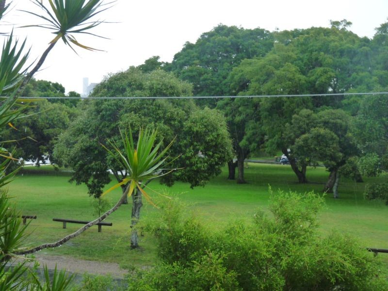 13 Brentnall Street, Norman Park QLD 4170