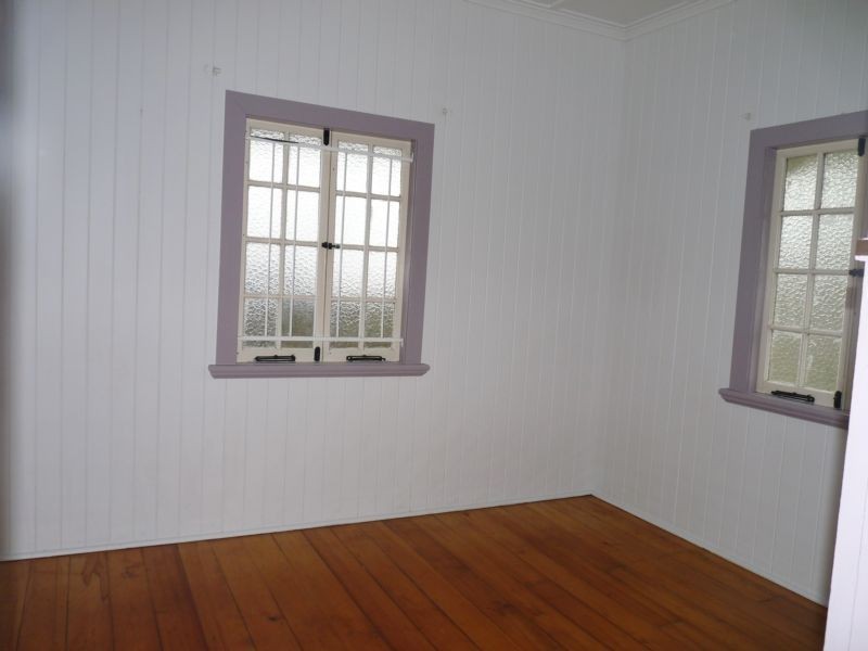 13 Brentnall Street, Norman Park QLD 4170