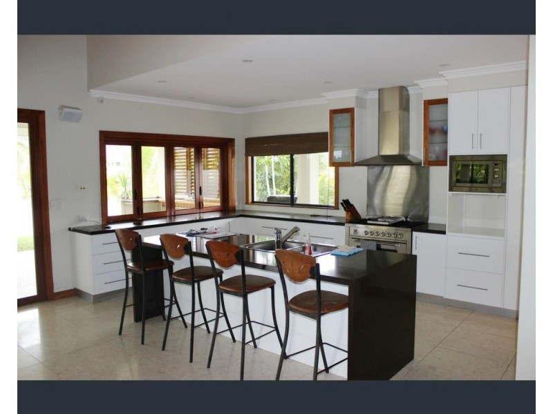 108 Keith Williams Drive, Cardwell QLD 4849