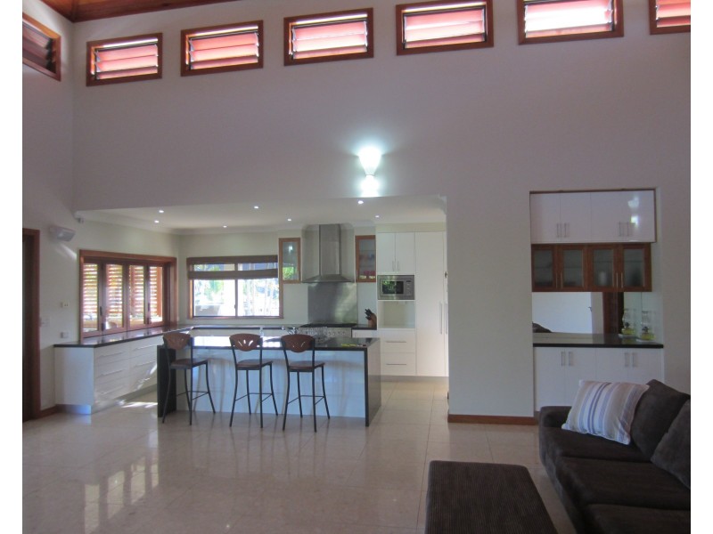 108 Keith Williams Drive, Cardwell QLD 4849