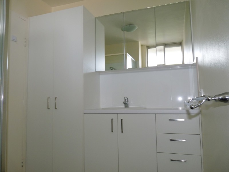 2/64 Bundara Street, Morningside QLD 4170