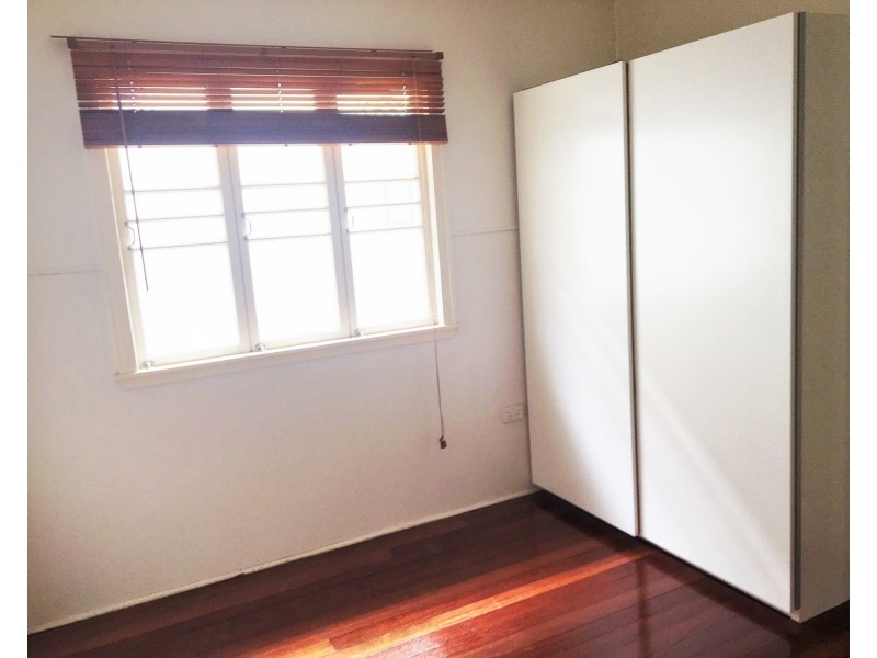 11 Foxton, Morningside QLD 4170