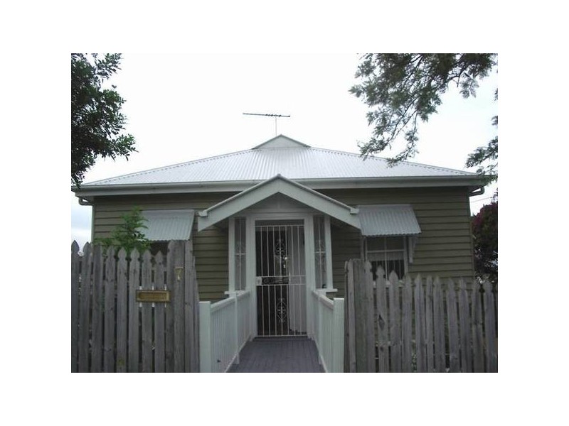 7 Wordsworth Street, Bulimba QLD 4171