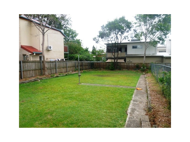 79 Grosvenor Street, Balmoral QLD 4171