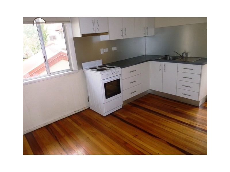 79 Grosvenor Street, Balmoral QLD 4171