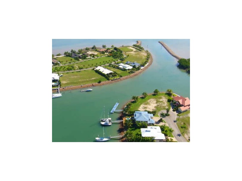 1/45 Royal Palm Avenue, Cardwell QLD 4849