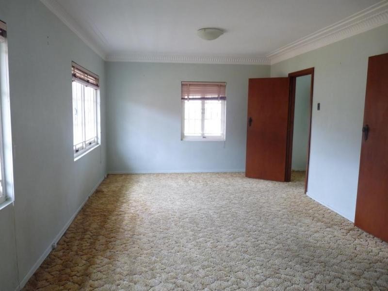 60 Dickenson Street, Carina QLD 4152