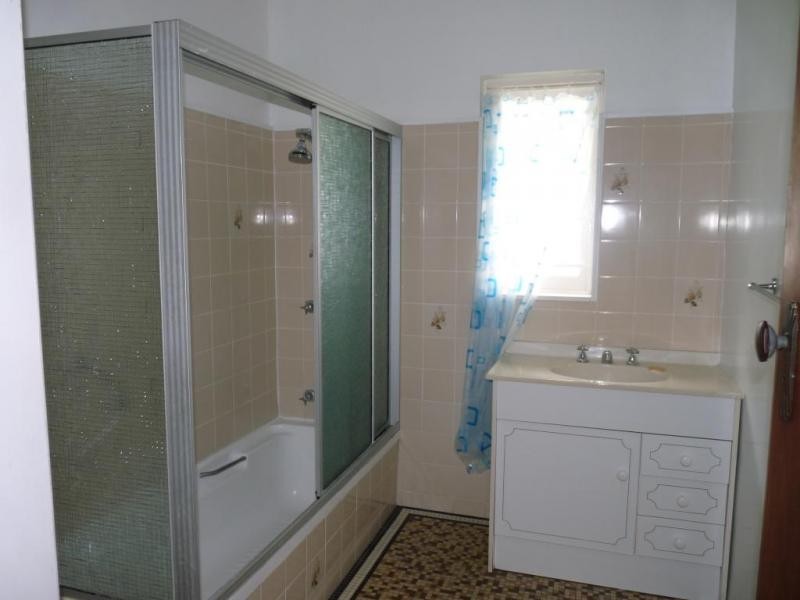 60 Dickenson Street, Carina QLD 4152