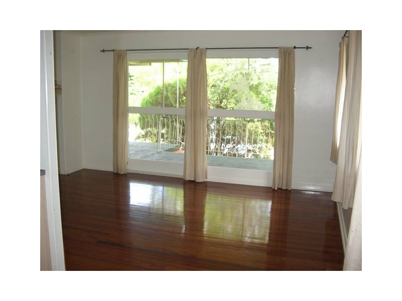 24 Oberon Street, Morningside QLD 4170