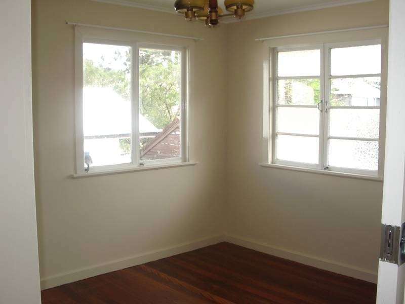 52 Armstrong Road, Cannon Hill QLD 4170