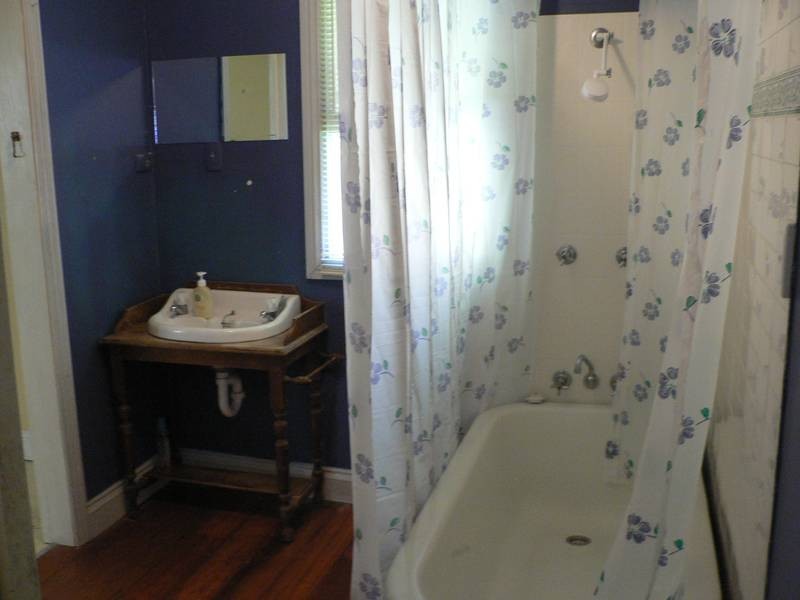 56 Amy Street, Hawthorne QLD 4171