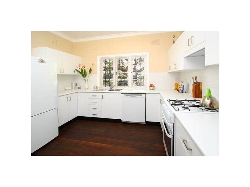 90 Grosvenor Street, Morningside QLD 4170