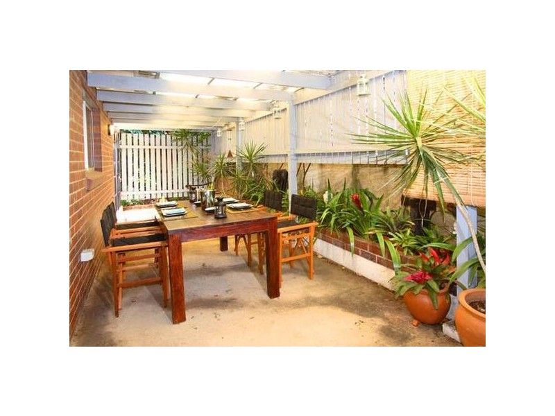 90 Grosvenor Street, Morningside QLD 4170