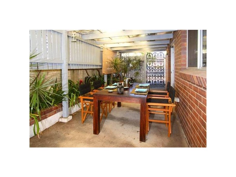 90 Grosvenor Street, Morningside QLD 4170