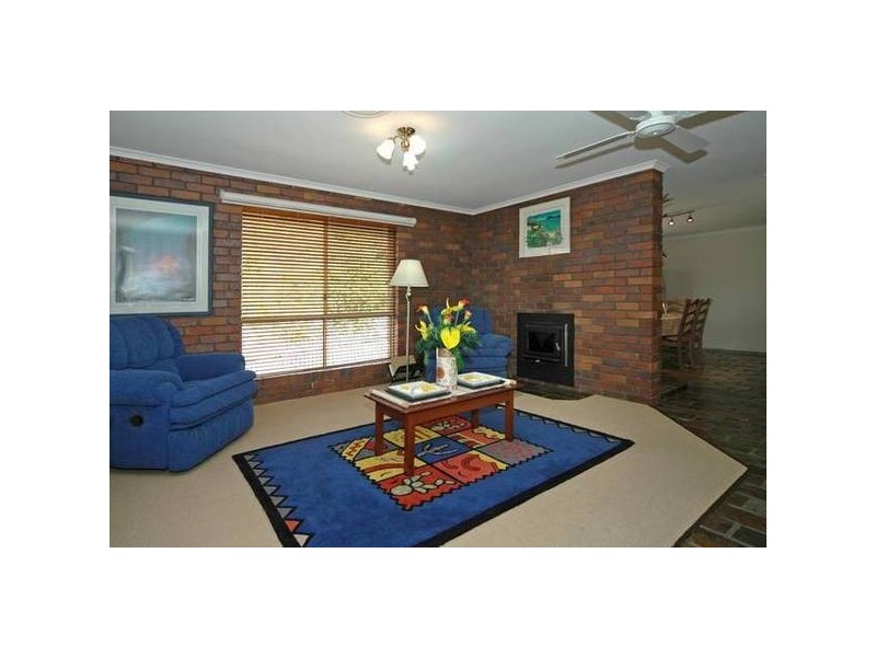 4 Biscay Court, Carina QLD 4152